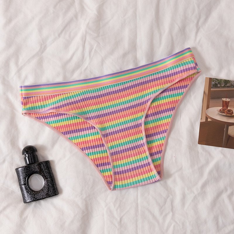 Nueva tira de color de algodón puro para mujer bragas rosadas para mujer cintura baja sexy dulce bragas al por mayor sexy cotton