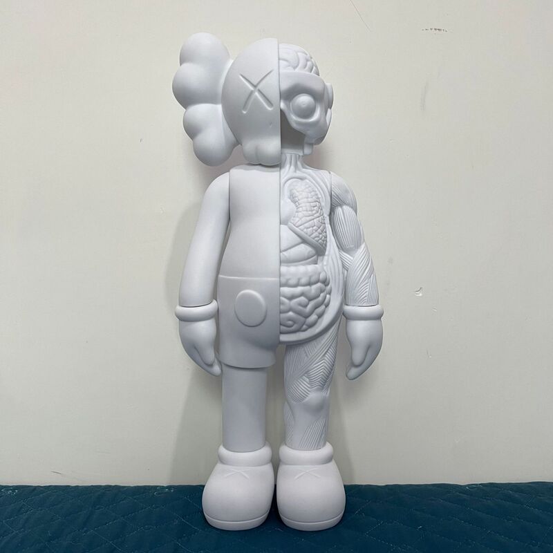 Kawsゴマ街公仔客間高級贅沢ファッション暴力熊のテーブルの置物手でアニメの家庭プレゼントをします。|undefined