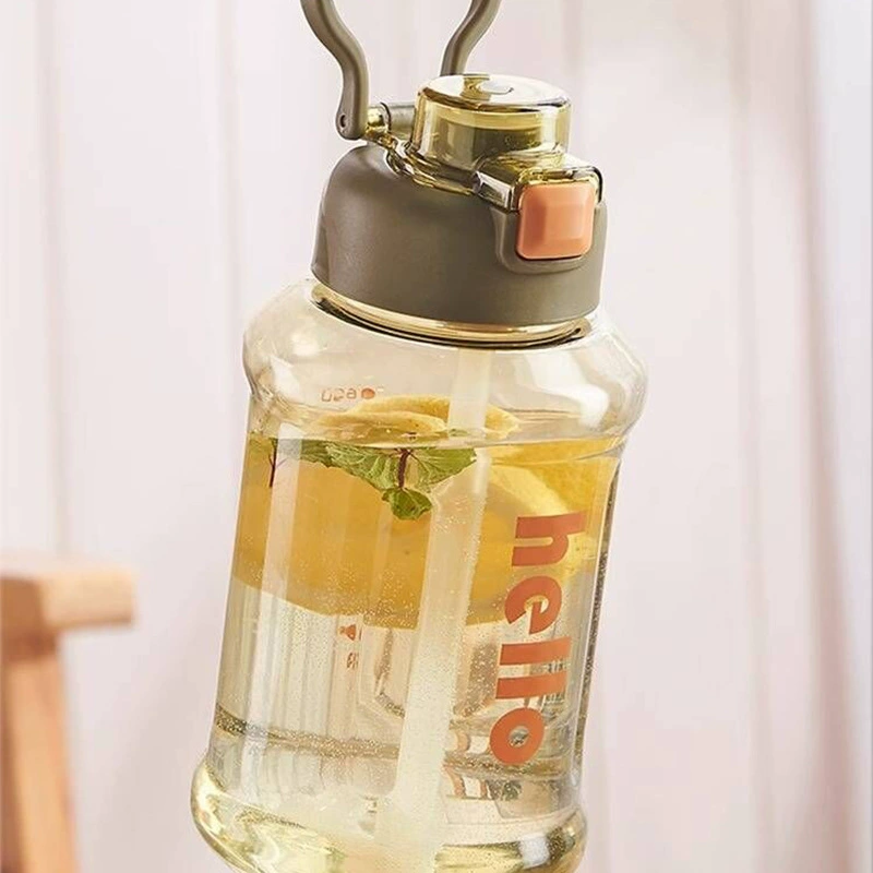 Capacious tea cup, пластиковая спортивная бутылка для зала