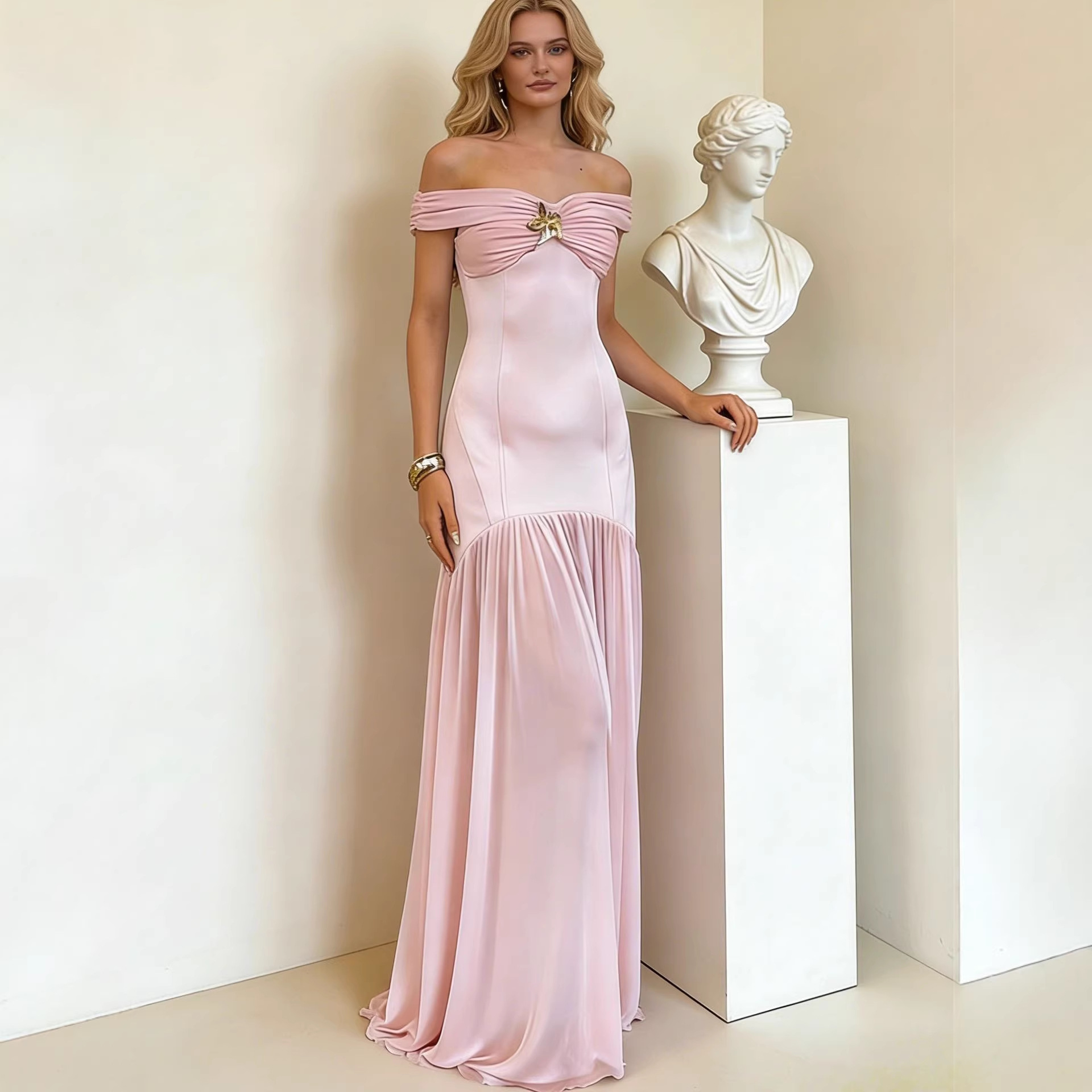 Women's Elegant Off Shoulder Backless Mesh Panel Flowy Maxi Dress – Sexy Summer Gown 2026_ecoleips.com