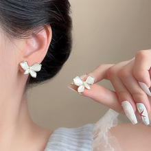 925���뺫ϵ����С���µ��ͺ���������Լʱ��С���ʯ��������Ů