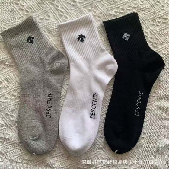 New Dijia Men's and Women's Socks Cotton Medium Cylinder Black and White Grey Sports Socks Casual Ins Sweat Absorbing Sports Trendy Socks Wholesale