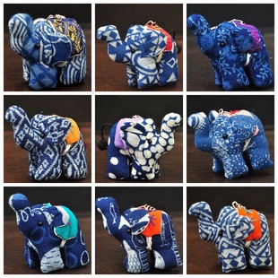 Wholesale Thai Tie-Dye Fabric Elephant Keychain Yunnan Travel Commemorative Gift Blue Batik Cloth Elephant Bag Pendant