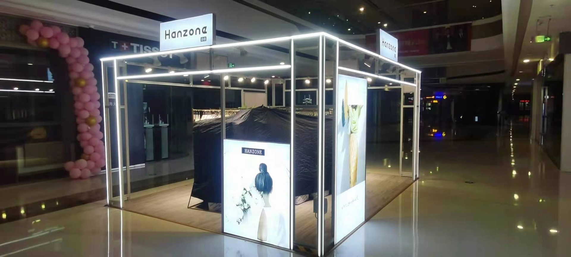 �̳�������չ��������Ʒ�Ʒ�װչλ�������ʱ�ƶ���װ�������