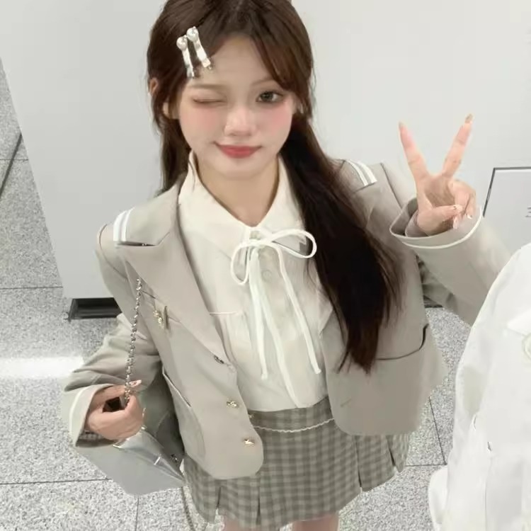 2024 새로운 영국 스타일 한국 드라마 복장 JK 유니폼 가을, 겨울 정장 재킷 격자 무늬 스커트 3 피스 슈트