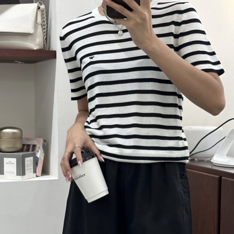 Italian Max Striped Short-Sleeve T-Shirt for Women, Summer Loose Round Neck Embroidered Logo Versatile Casual Slimming Top Italian Max Striped Short-Sleeve T-Shirt for Women, Summer Loose Round Neck Embroidered Logo Versatile Casual Slimming Top