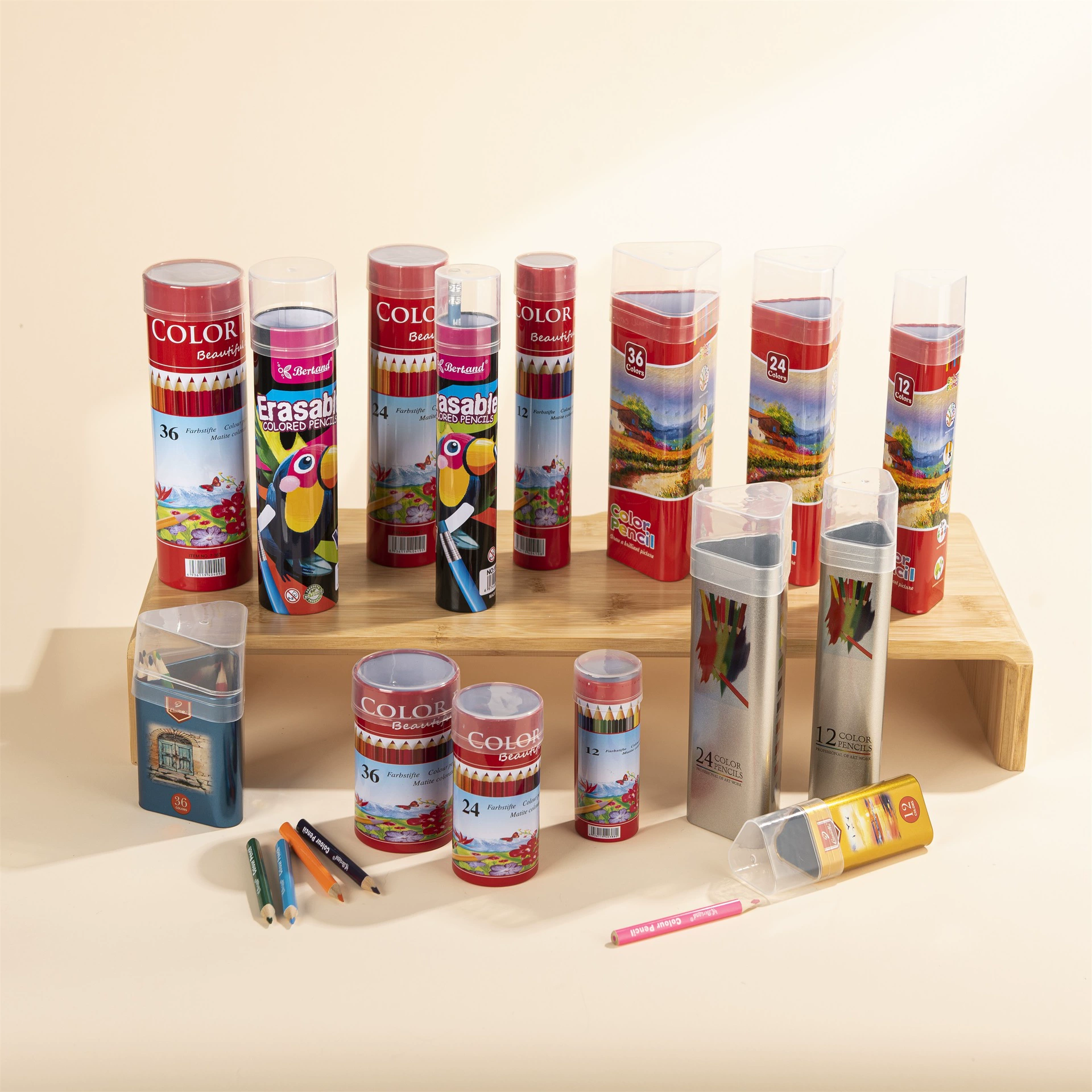 В наличии оптом: пеналы для цветных карандашей 3,5 и 7 дюймов, на 12, 24 и 36 цветов, с точилкой и прозрачной крышкой, металлические тубусы для карандашей.