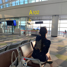 高品质~早秋新款迪家字母五角星烫钻针织长袖开衫宽松百搭女毛衣