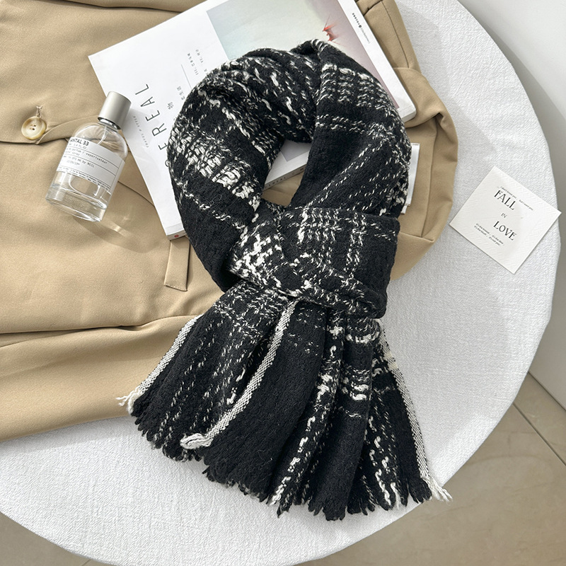 Xiaoxiang viento ligero lujoso blanco y negro tejido bufandas de lana invierno de mujeres coreanas simple de alto nivel de moda moda moda moda