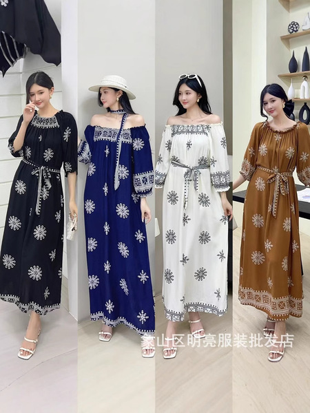 Summer ethnic dress with a round collar
