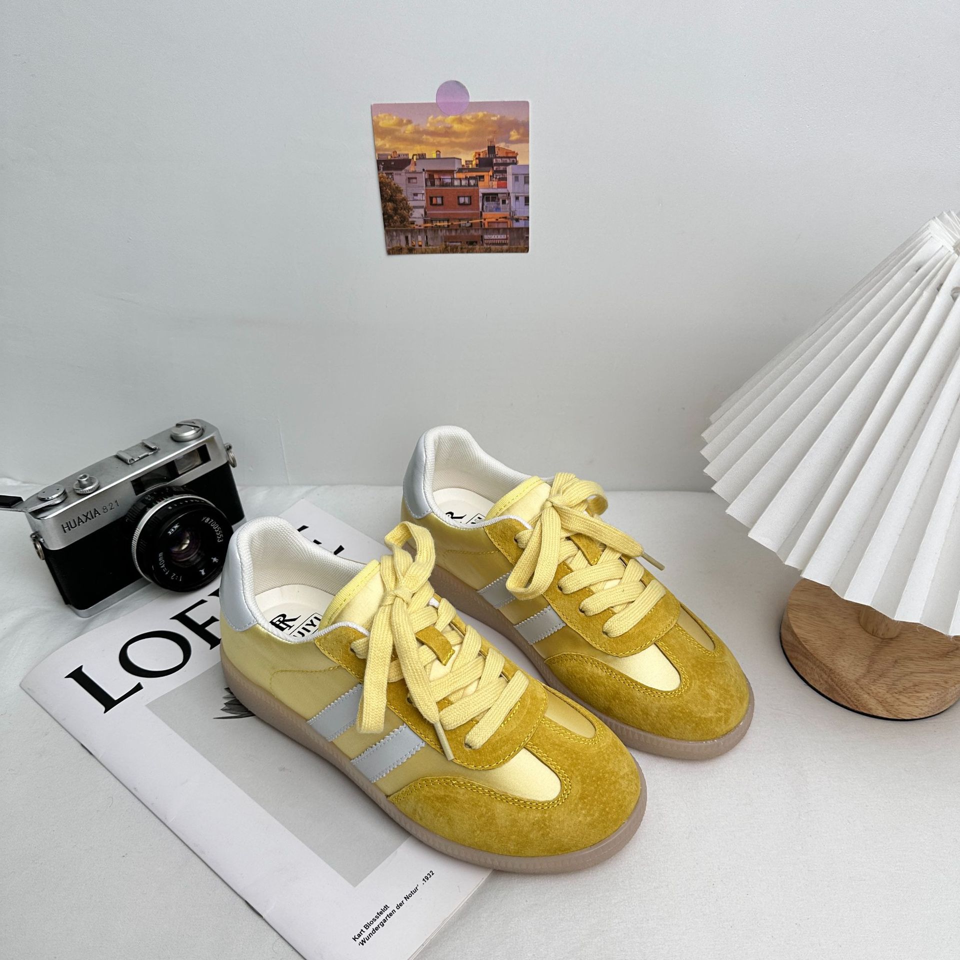 Versión coreana de plantillas de látex/zapatos de Forrest Gump ligeros zapatos de mujer zapatos de entrenamiento alemán zapatos de tabla zapatos blancos casuales 2025XY-A279