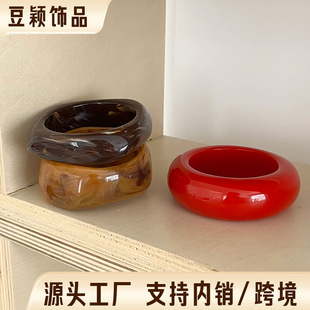 ���Sֱ�l�����֬���CŮ�������F���A�Ώ͹ŕ�Ⱦ�֭h���ϚW����Ȧ