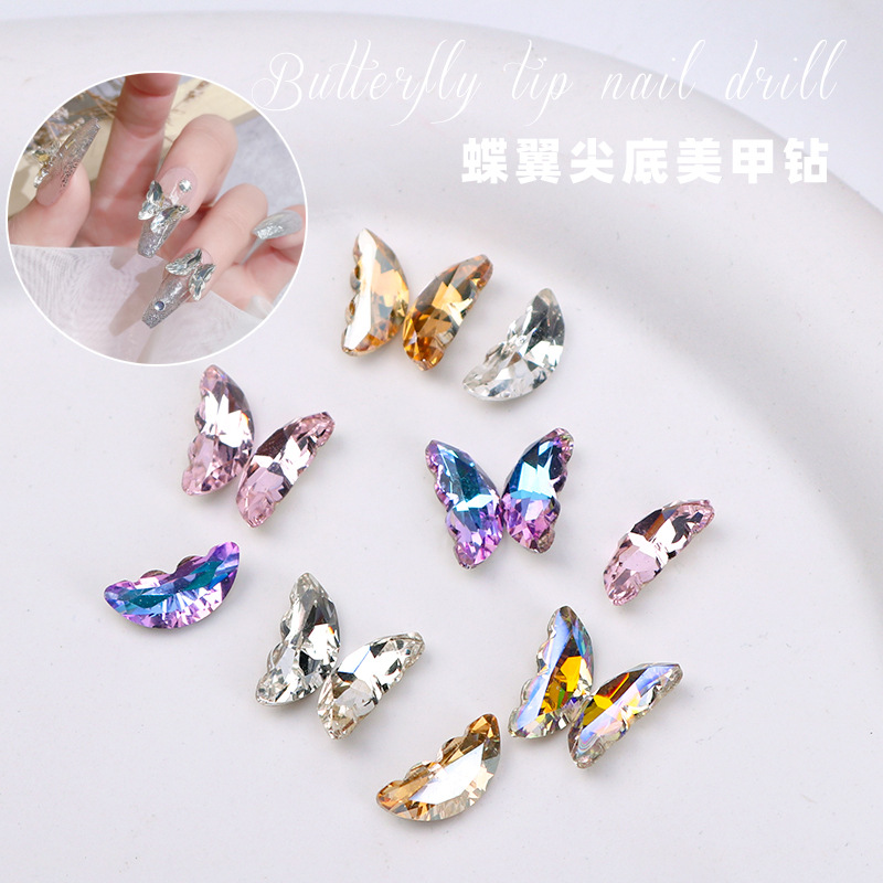 Three dimensional accessory for manicure