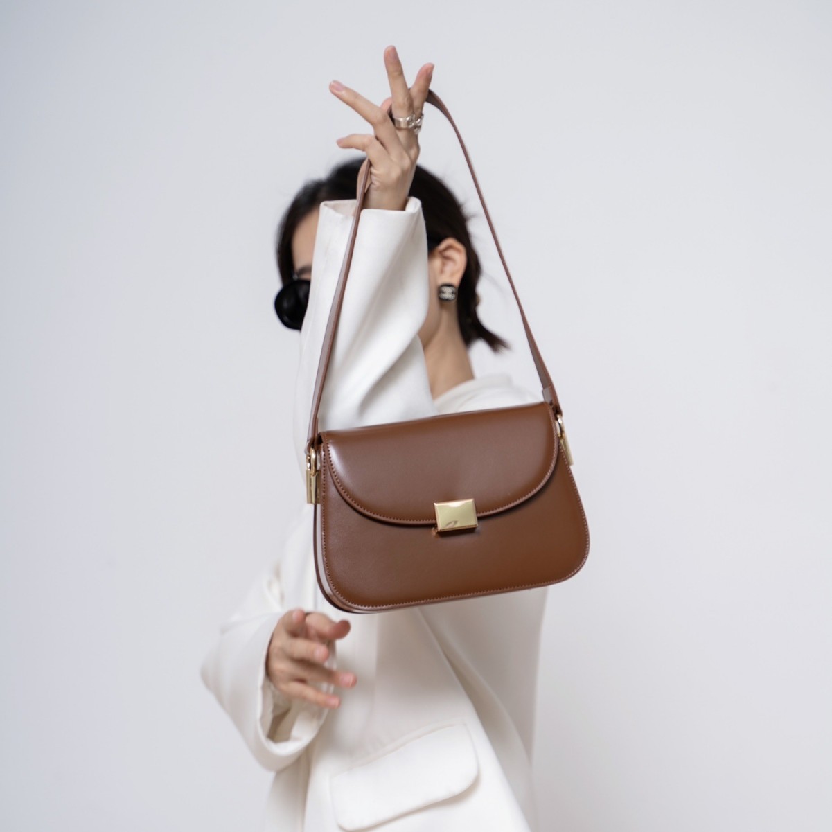 2025 New Fashionable Influencer Style Small Square Bag, Retro Versatile Shoulder/Crossbody Bag, High-Quality Genuine Leather Bag