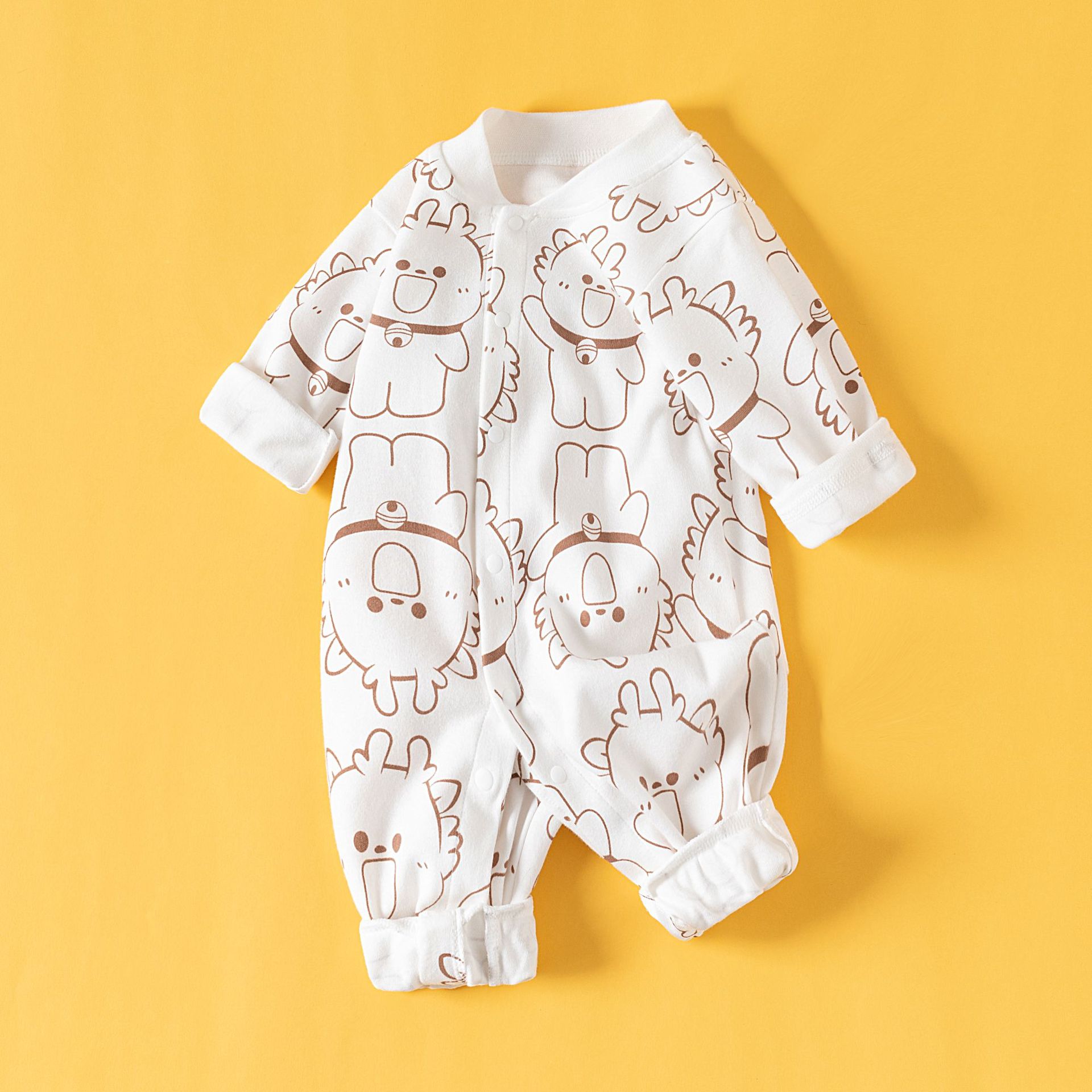 전체에 카롱 프린트가 있는 긴팔(흰색)