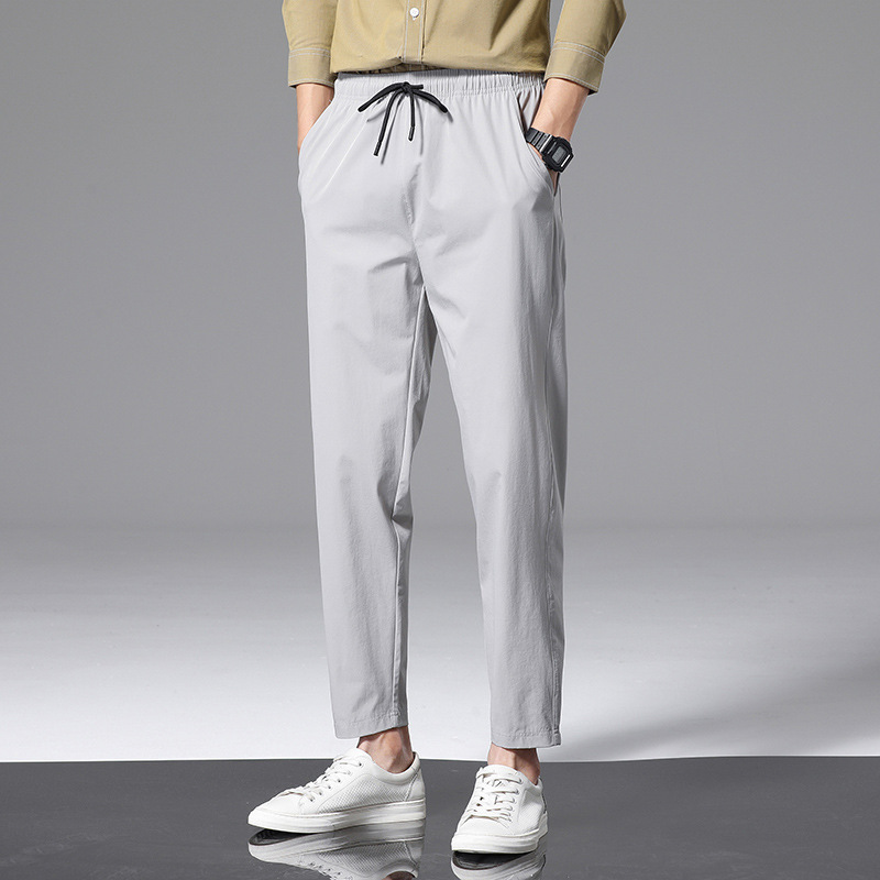 Мелкий серый