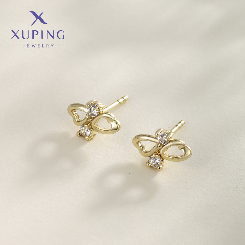 Xuping amor pernos femeninos simple nicho de diseño de corazón hueco pernos ligeros de lujo de alta calidad pernos femeninos