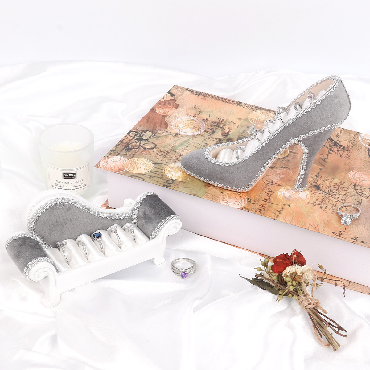 �߼����޲��߸�Ь��ָ����������չʾ�ڼ�����ɳ�����γ��е���