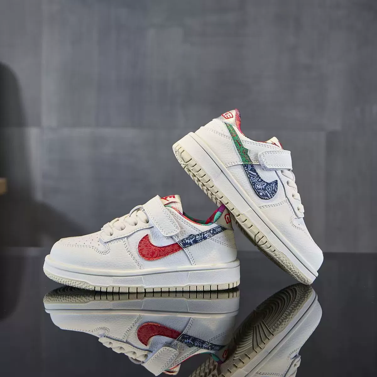 Спортивная обувь для мальчиков дышащая маленькая белая обувь для студентов 2025 весна и осень новая обувь для девочек повседневная обувь для бега