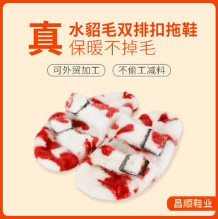 �r���p�ſ�ˮ��ë��Ьƽ�׺������һ���ϼҾ��n���⴩��ЬŮ