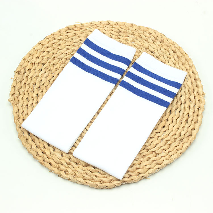 Blue bars in white bottoms