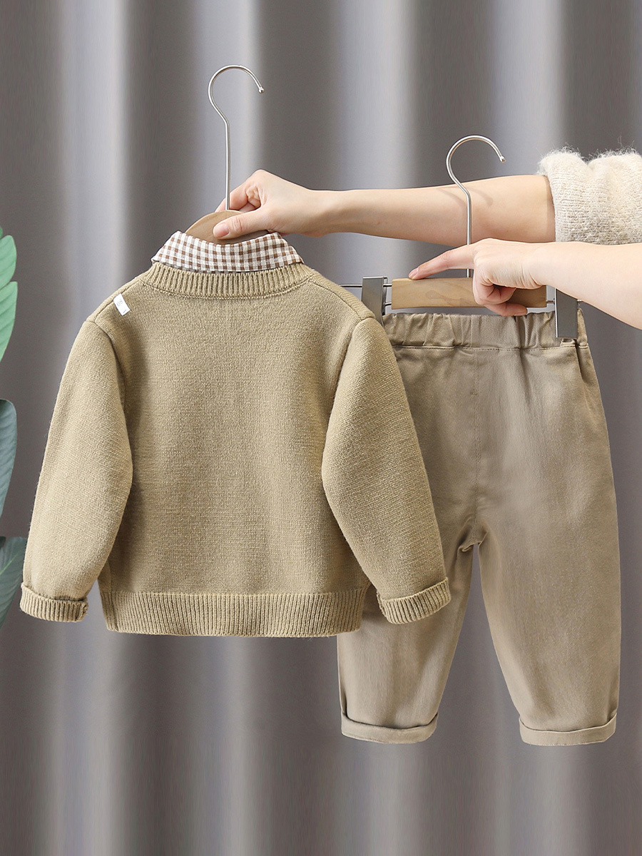 5859 Traje de primavera y otoño para niños 2024 Camisa a cuadros de rebeca para niños de tres piezas Ropa de otoño para niños