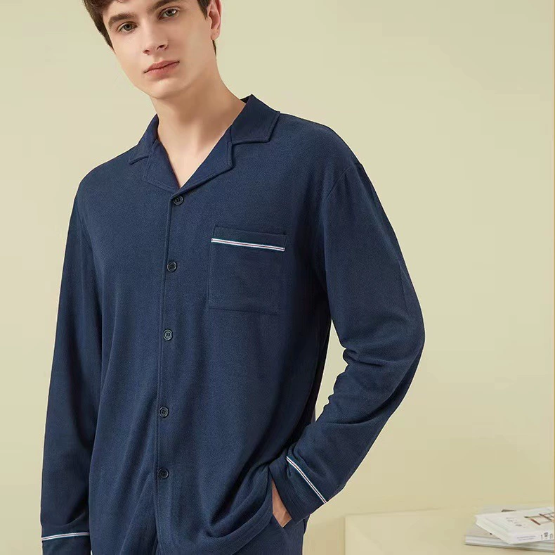 2022 новые пижамы Мужская осенне-зимняя тонкая бархатная теплая Домашняя одежда с длинным рукавом и пряжкой