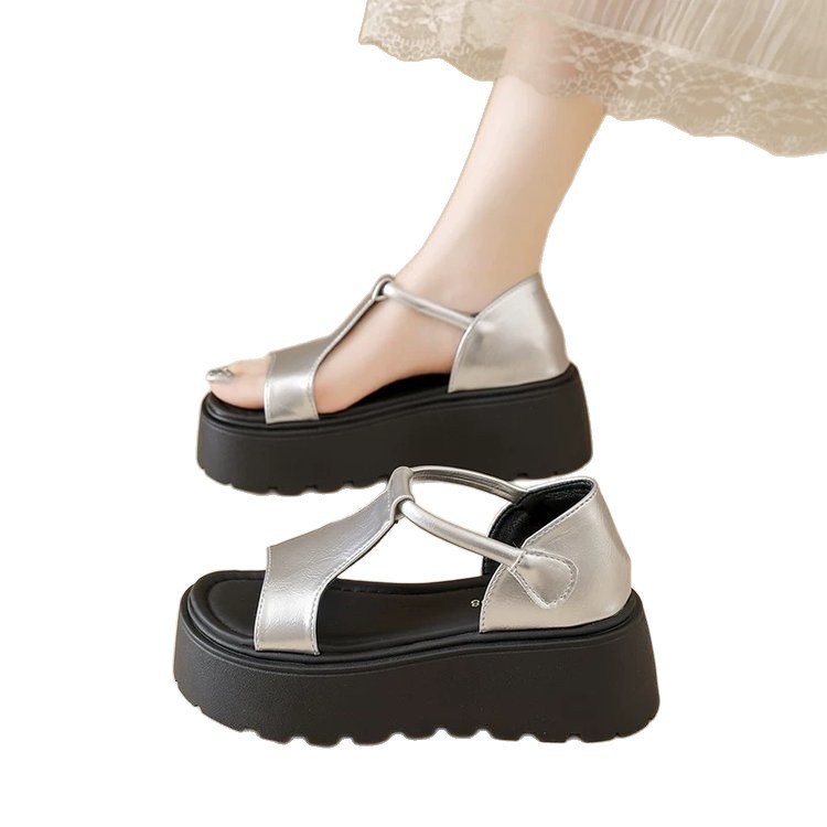 Las sandalias de verano para mujeres 2026 nuevas sandalias casuales con suela gruesa, sandalias romanas de moda.