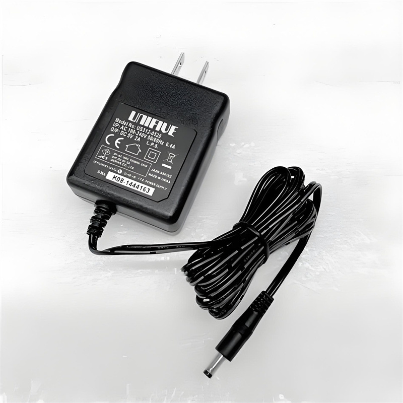 Ac Adapter Japan Unifive Un318-1215 Eiaj4 New Un318-1215 Pl03B