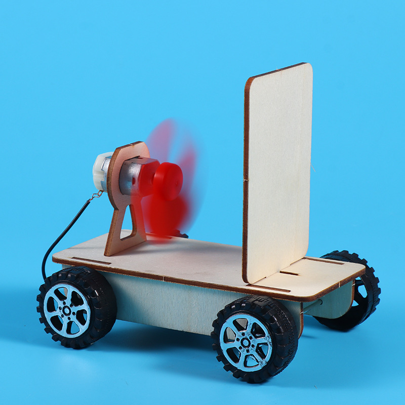 Newton car physics experiment force demonstration car children's manual assembly materials science and technology small production science and education toys Newton car physics experiment force demonstration car children's manual assembly materials science and technology small production science and education toys