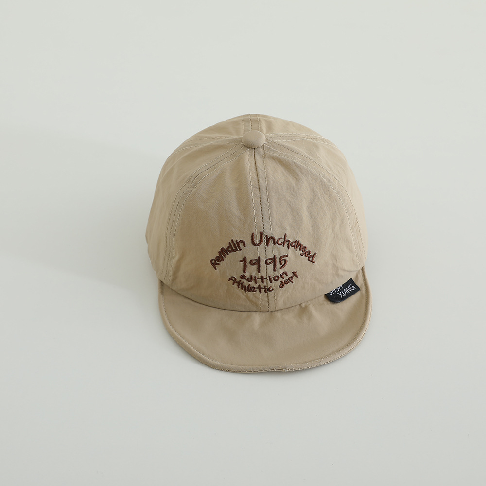 Un bebé de un año primavera y otoño pequeño mes sombrero sombrero sombrero sombrero de béisbol bebé lindo 2024 nuevo