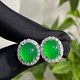 玉器工艺品;宝石工艺品;吊坠