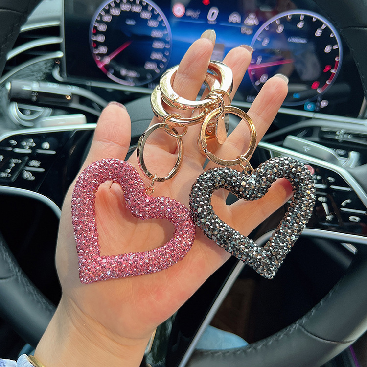 Corea del Sur diamante de barro de cerámica amor hueco colgante gran botón de diamante llavero de automóvil colgante de control remoto regalos de vacaciones
