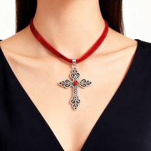 跨境哥特风十字架项链女时尚合金电镀繁花纹复古简约吊坠轻奢饰品