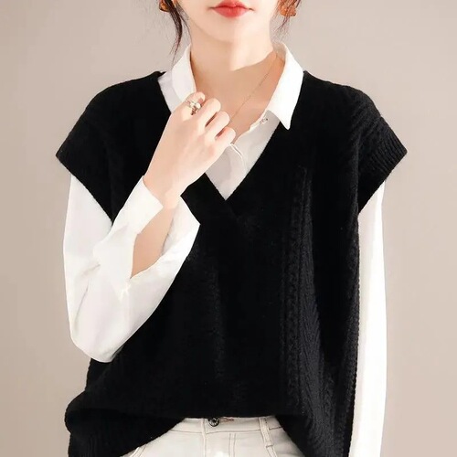 Spring and Autumn New Fashion Retro Twisted Knit Cardigan Women's Slimming V-neck Sweater Vest 