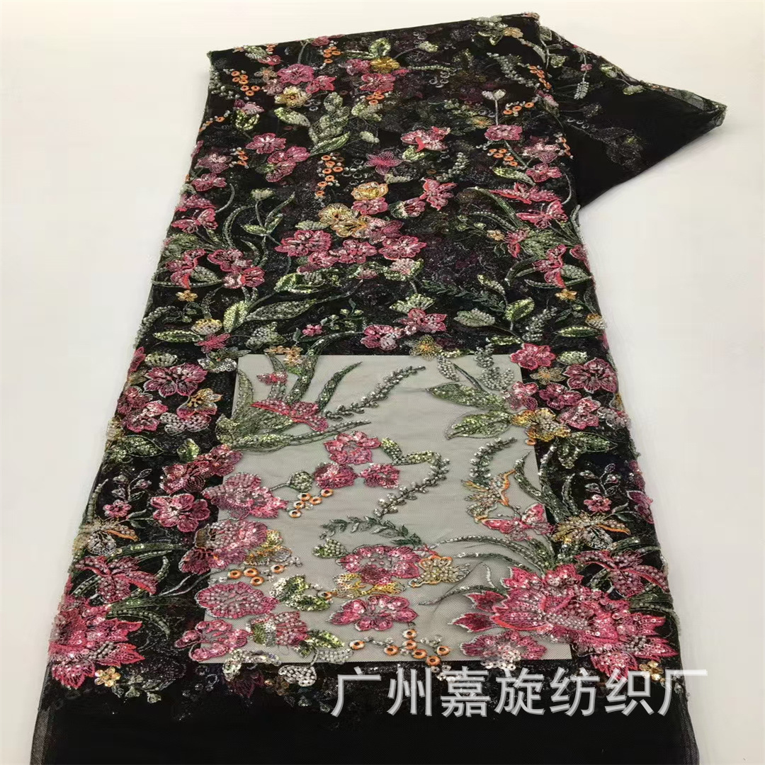Flores de plantas coloridas estilo nacional bordado tela de encaje hecha a mano cuentas sequillas tela de vestido de boda
