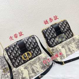 包包真皮女包2024新款潮高级感帆布蒙田包单肩斜挎链条老花马鞍包