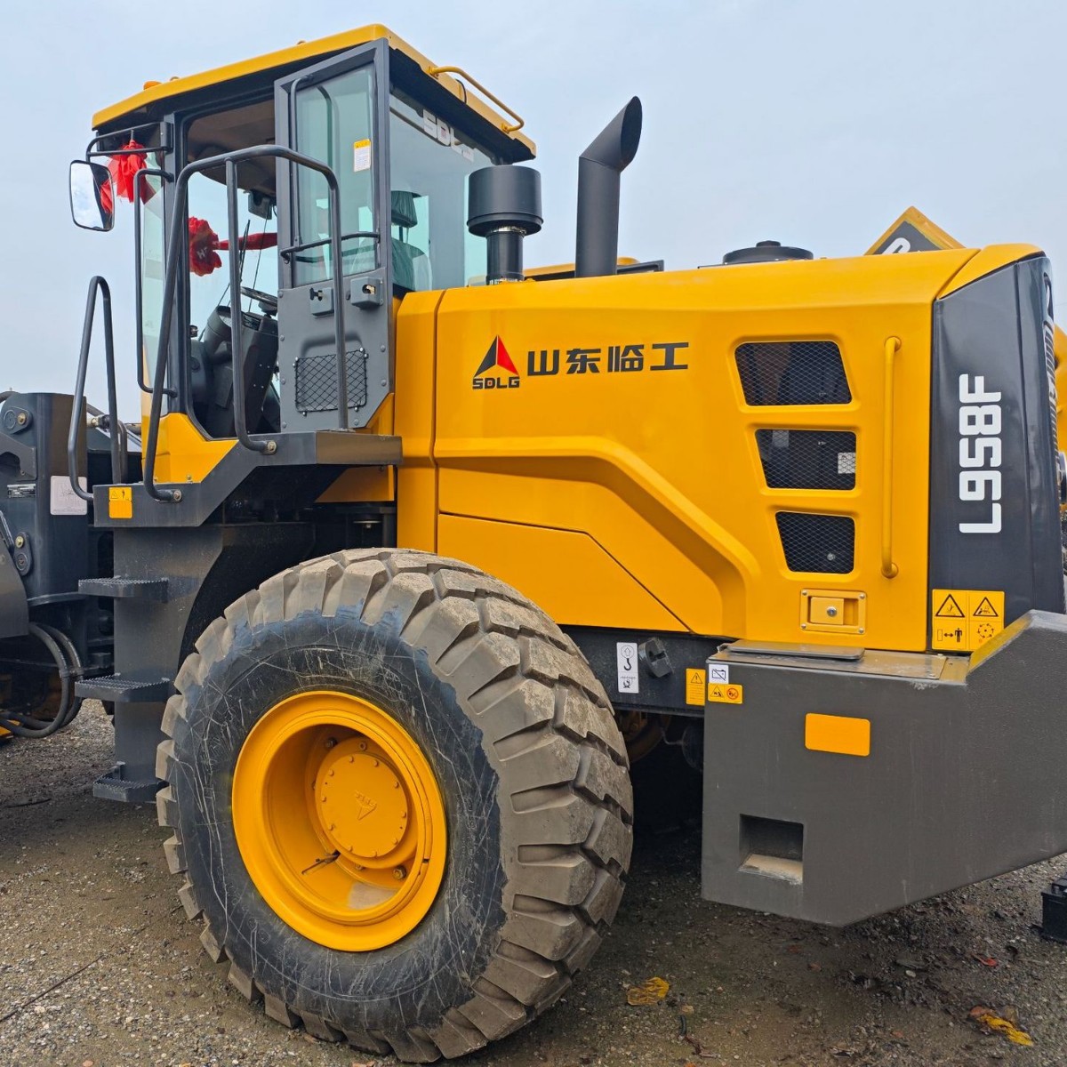 Cargador usado Proyecto 958F Cargador de ingeniería 50 carretillas elevadoras multifunción Proyecto 956 Cargador