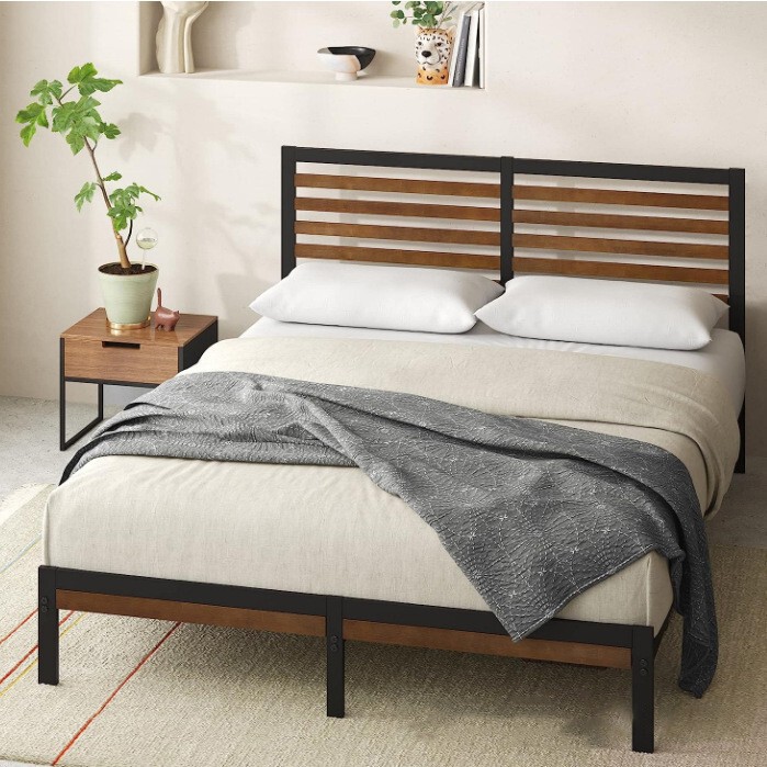 Cross-Border Popular Retro Iron and Wood Bed Frame Full Size Bedroom Single and Double Iron Bed with High Storage Space Factory Direct Sale