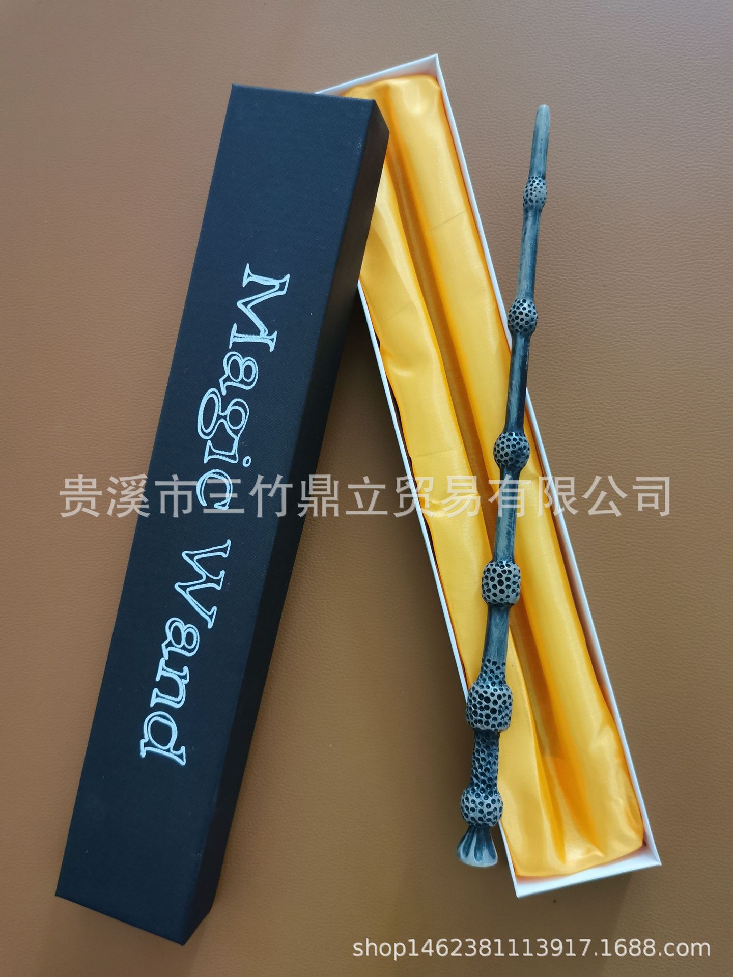 哈利波特周边同款魔法棒魔术棒万圣诞节魔杖不发光手杖29款礼盒装-阿里巴巴