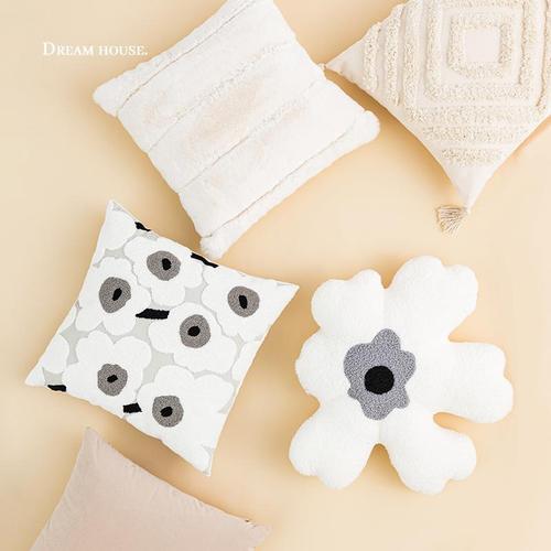 Modern Nordic Alien Poppy Throw Pillow for Living Room Sofa and Bedroom Balcony Plush Cushion Wholesale