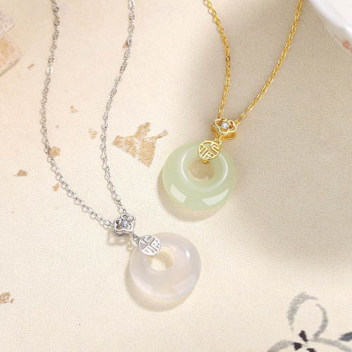 Jin Hongyu Blessing and Peace Buckle Necklace Women's S925 Sterling Silver Clavicle Chain New Chinese Style Niche Internet Celebrity Hetian Jade Jewelry