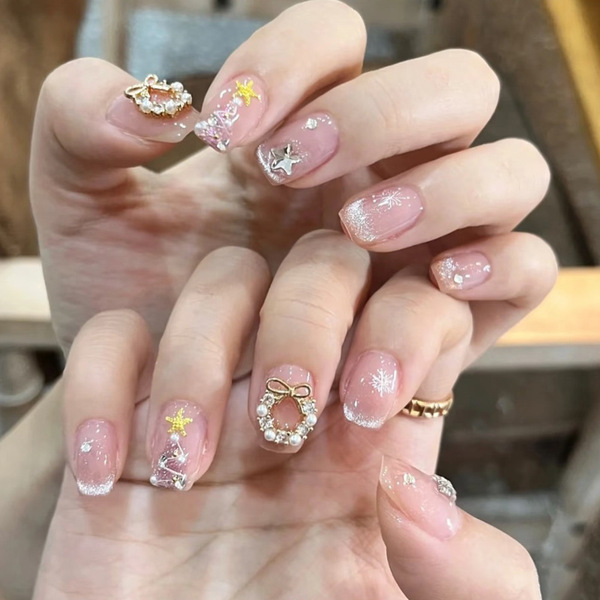 Nail decoration