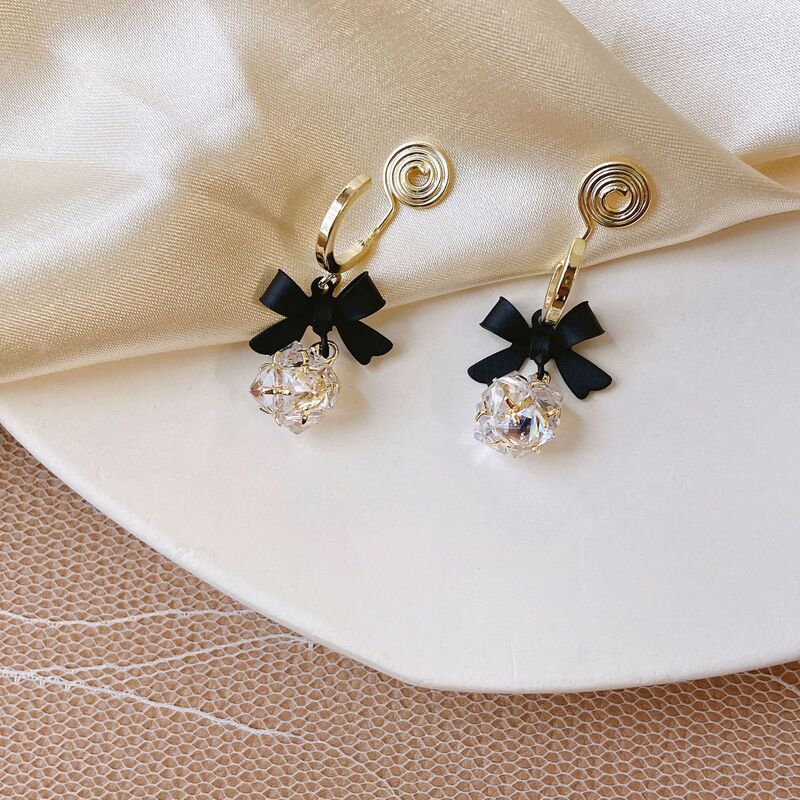 "Fairy Tale Town" Black Bow Mosquito Coil Ear Clip Without Pierced Women's Earrings Earrings Retro Niche Earrings "Fairy Tale Town" Black Bow Mosquito Coil Ear Clip Without Pierced Women's Earrings Earrings Retro Niche Earrings