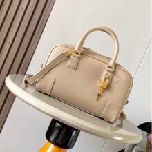 L����������iţƤ���^��������ͨ��С�����ɲ�ж�{���玧��Ʒ�|