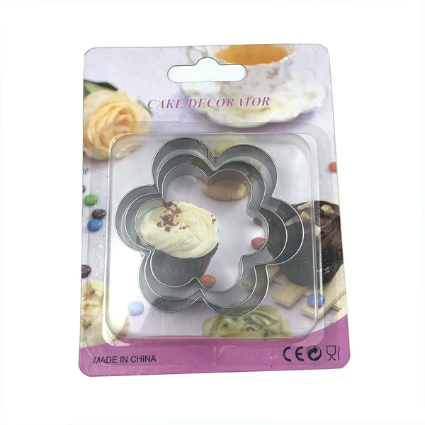 A set of plum blossom-shaped card-sucking packaging