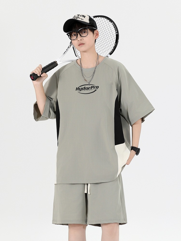 Traje deportivo suelto de estilo chino Camiseta de manga corta helada de verano para hombre Traje de pantalones cortos casuales de gran tamaño ligero y transpirable