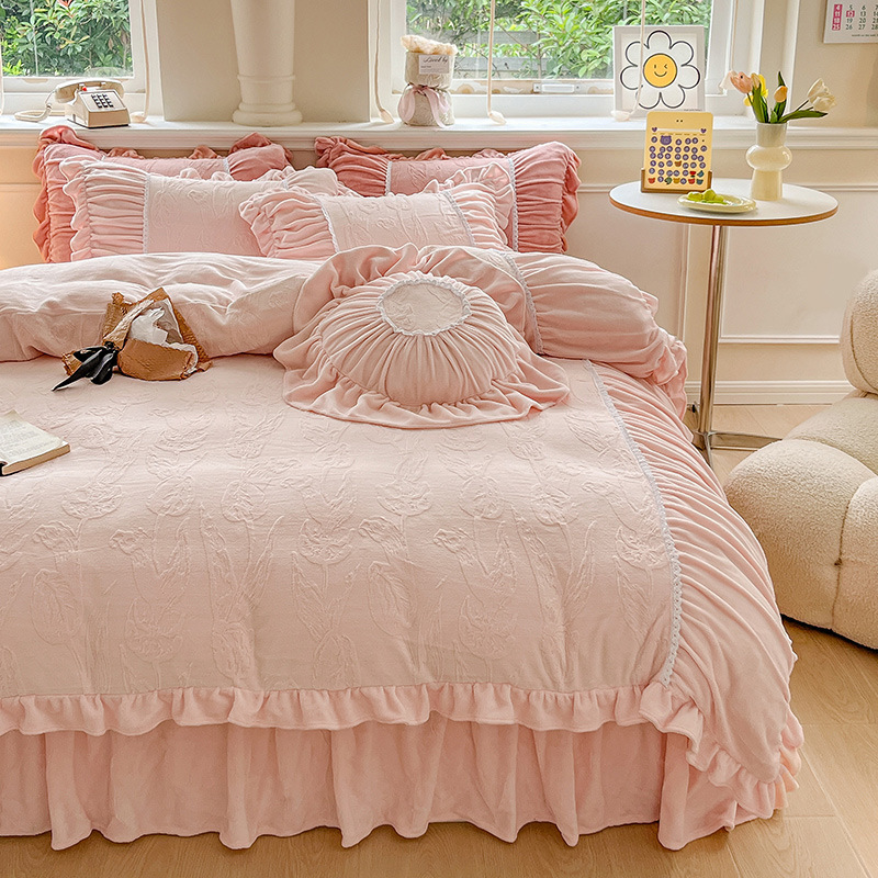 跨境美国被套三件套秋冬加厚保暖床裙式牛奶绒queen尺寸套件现货