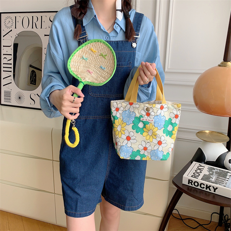 75g Weight Magnetic Buckle Closure Type Top Handle Strap Type Handbag Bags Type Casual Occasion Canvas Material Flower Pattern Spring&Summer Season Women's Gender Vacation Style Square Shape Women's Canvas Flower Vacation Square Magnetic Buckle Handbag 35