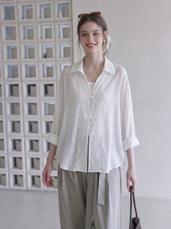 Popular cardigan with shell buttons, long-sleeved shirt for women, new early autumn 2026 model, breathable and draping, vacation-style top Popular cardigan with shell buttons, long-sleeved shirt for women, new early autumn 2026 model, breathable and draping, vacation-style top